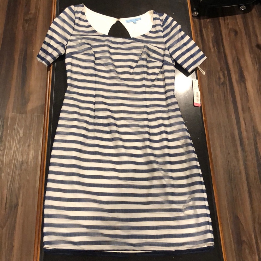 Antonio Melani short sleeve dress. NWT SIZE 6.